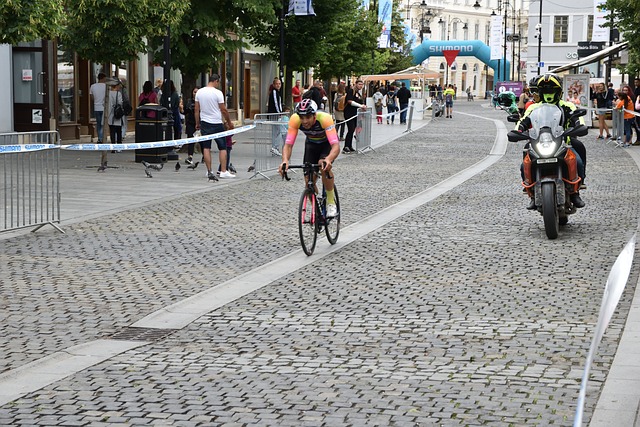 显的战术较 显的战术较